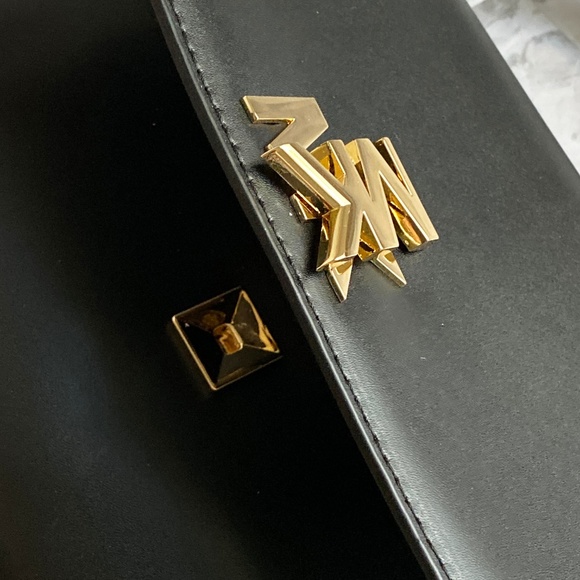 New MICHAEL Michael Kors Mott Medium Crossbody Bag - Picture 7 of 8